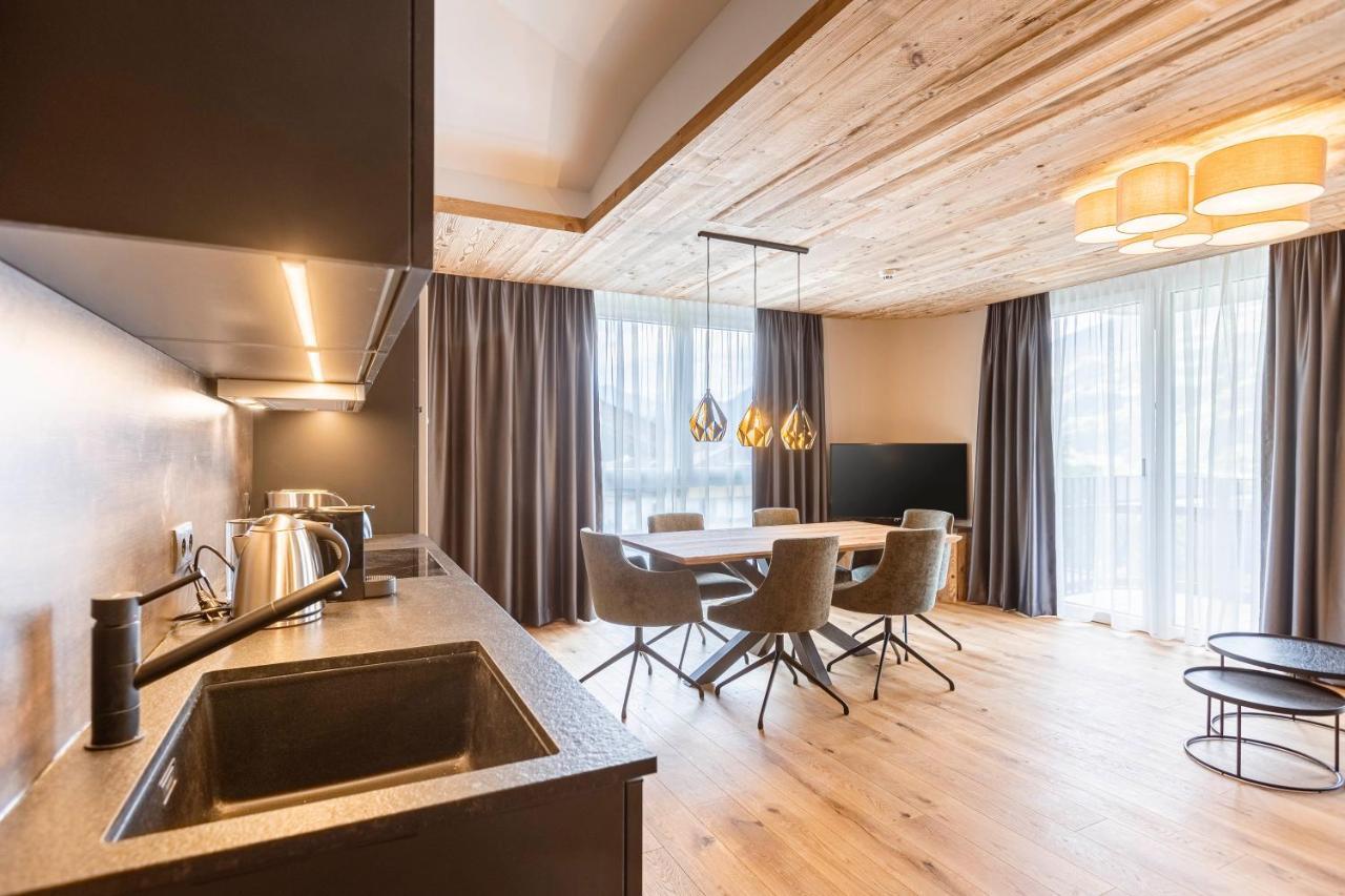 Zillertal Suites Fuegen By Alps Resorts Exterior foto